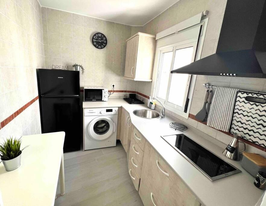 Vivienda Carolina•Terraza Privada Y Parking• Διαμέρισμα Conil De La Frontera Εξωτερικό φωτογραφία